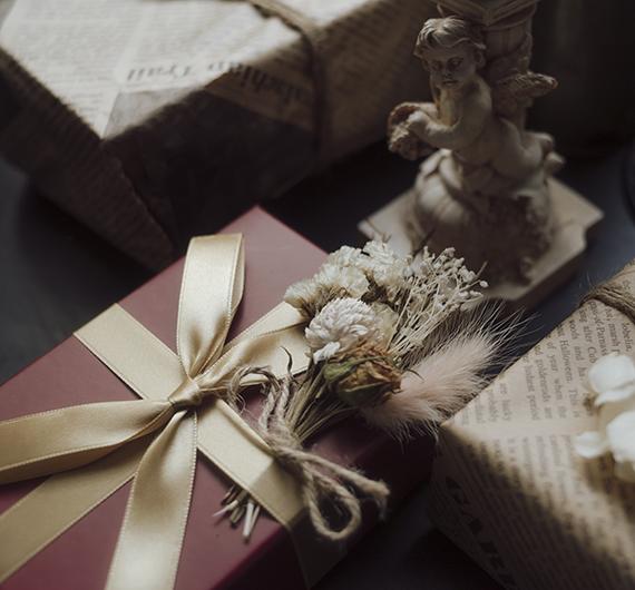 День книгодарения: 8 идей для подарка любителю книг